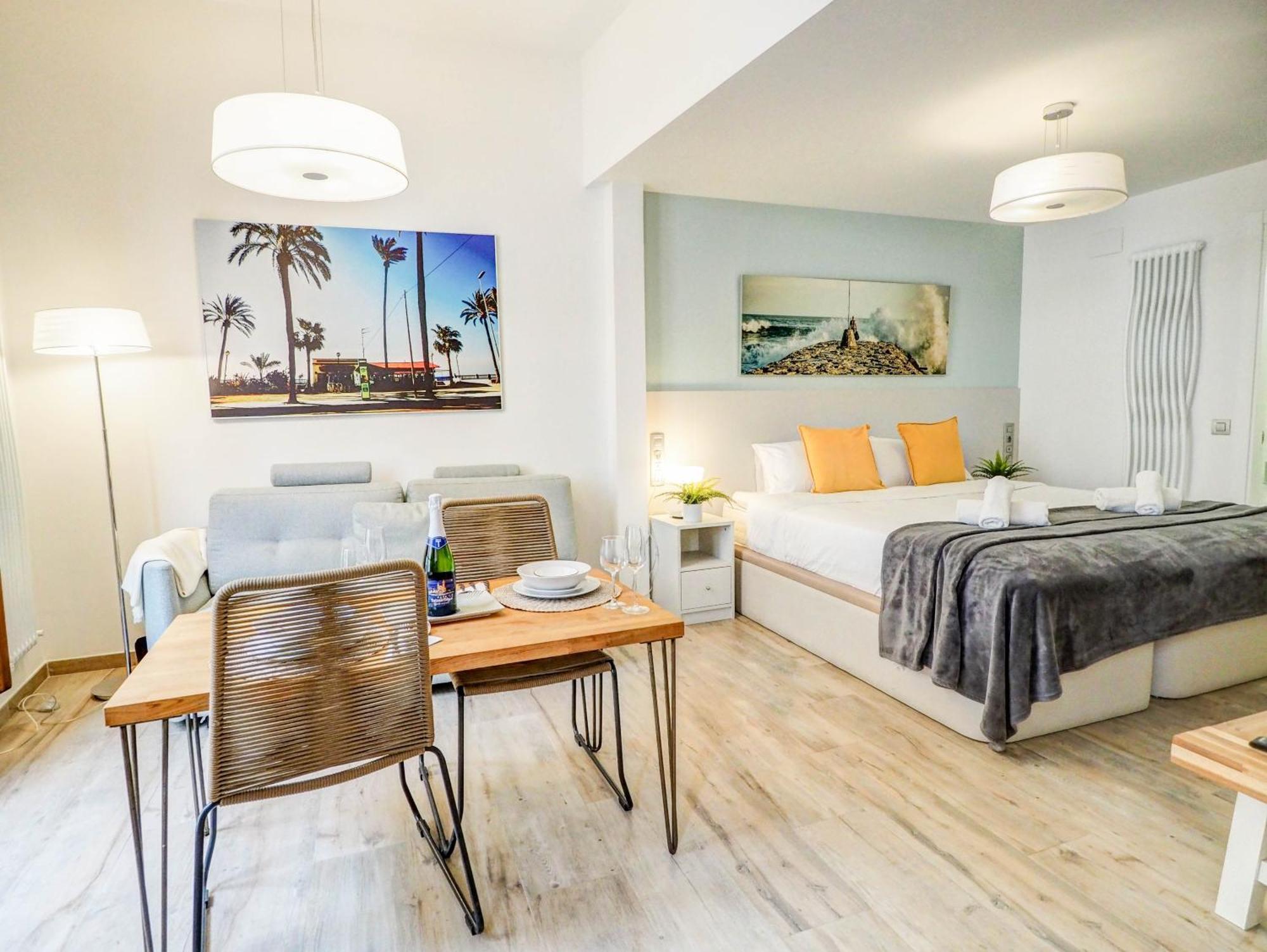 The Green Oasis By Hello Homes Σίτζες Εξωτερικό φωτογραφία