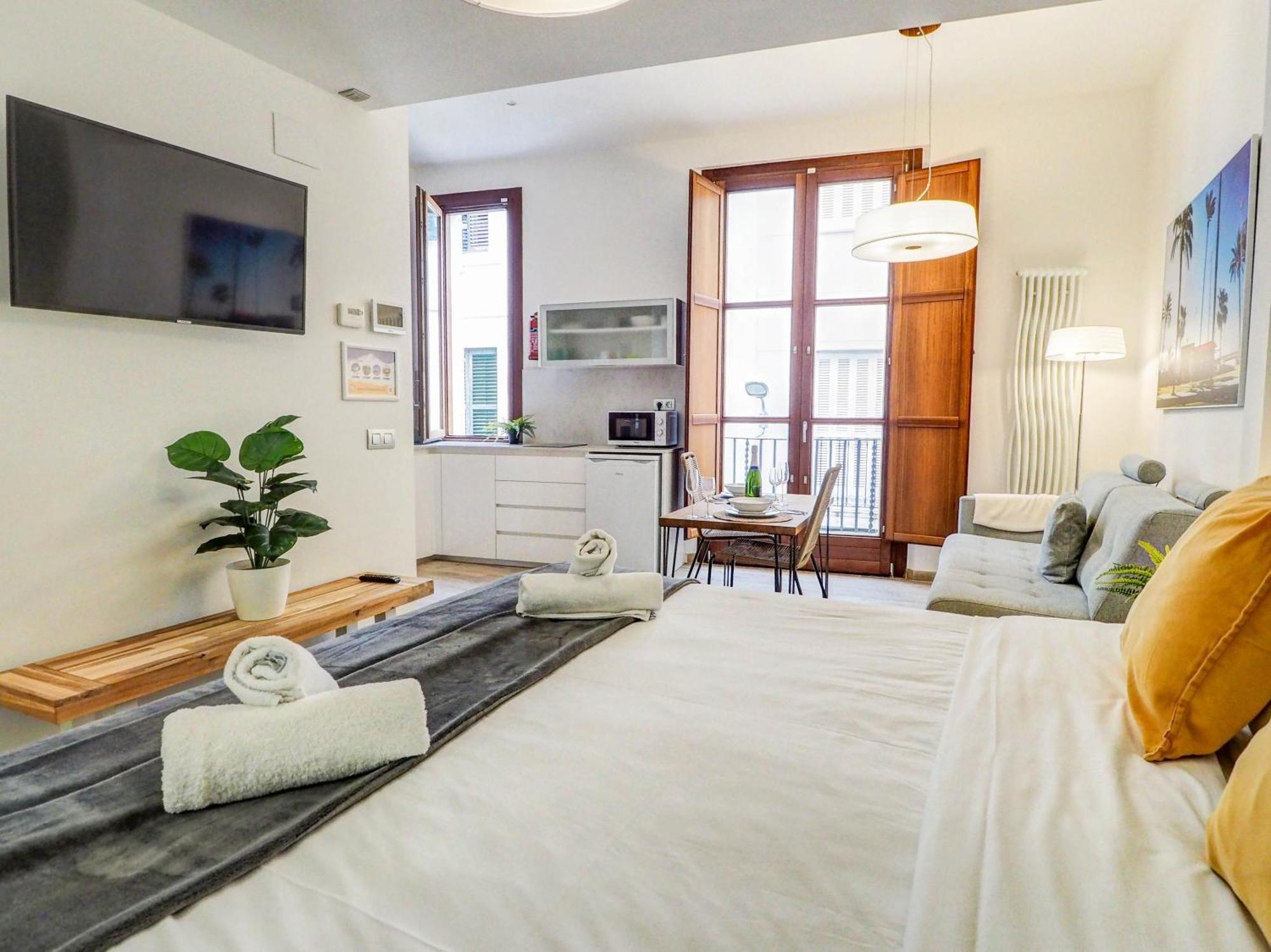 The Green Oasis By Hello Homes Σίτζες Εξωτερικό φωτογραφία