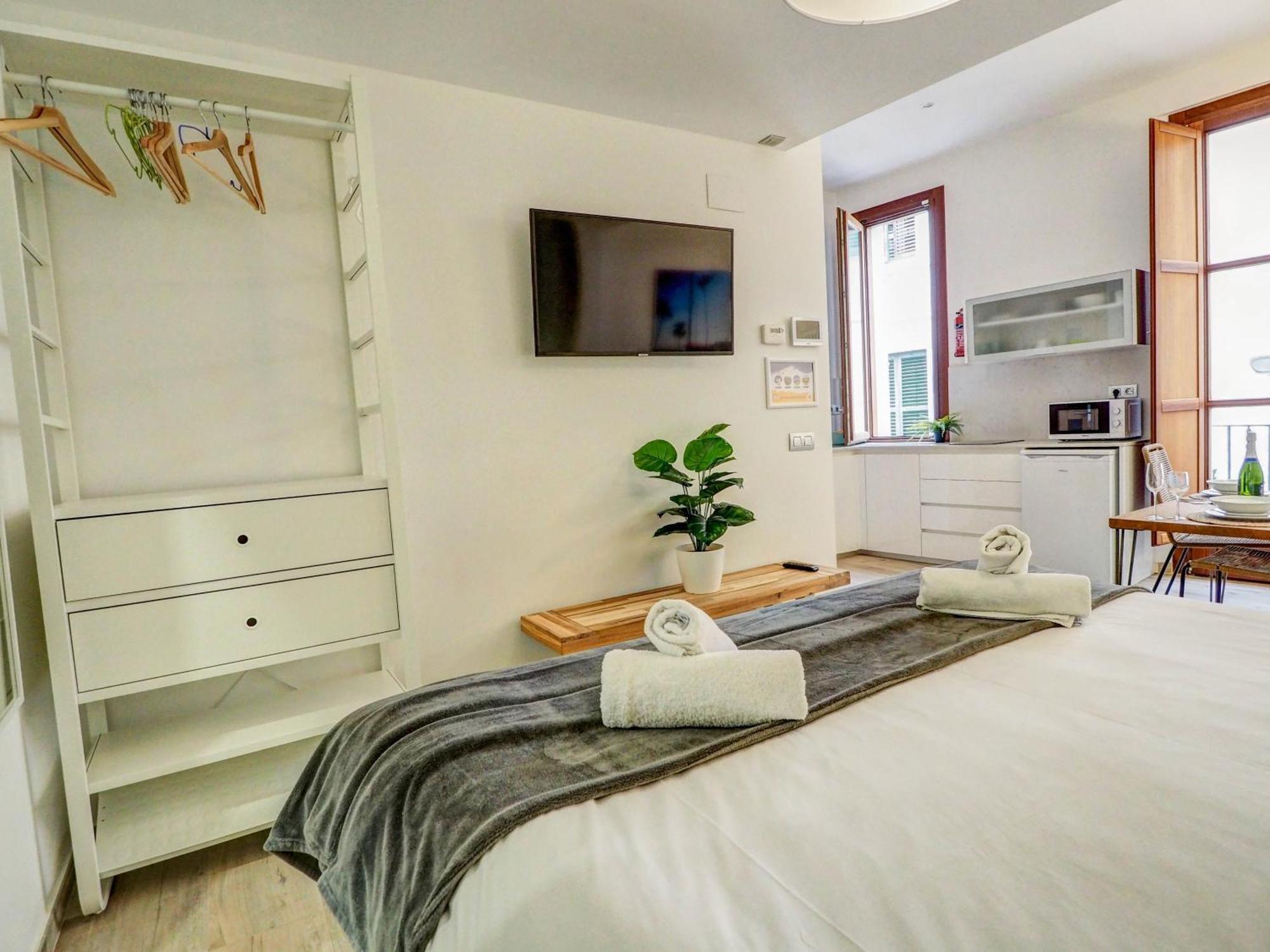 The Green Oasis By Hello Homes Σίτζες Εξωτερικό φωτογραφία